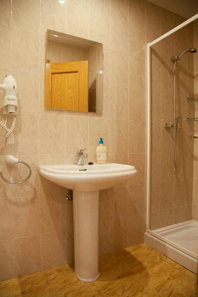 Cumbres De Los Picos Apartamento Los Abedules Poo  Eksteriør billede